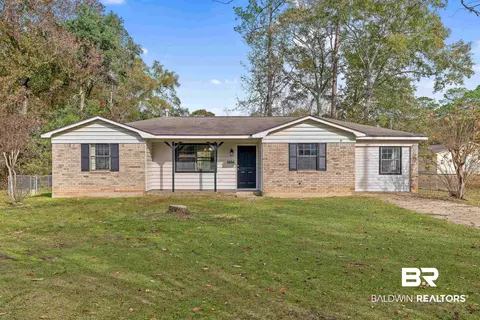 1404 N Day Ave, Bay Minette, AL 36507