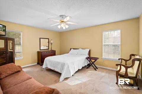381 Lakeview Dr, Mobile, AL 36695 photo 9
