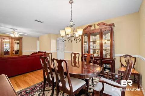 381 Lakeview Dr, Mobile, AL 36695 photo 6