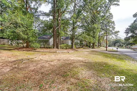 381 Lakeview Dr, Mobile, AL 36695 photo 20