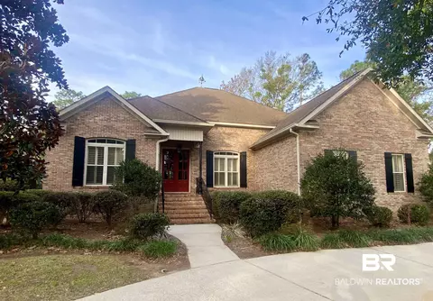 4 Longleaf Cir, Fairhope, AL 36532