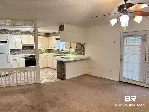 4056 W Hillcrest Ln, Mobile, AL 36693 photo 5