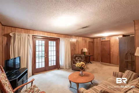 601 E Wesley Dr, Mobile, AL 36609 photo 14