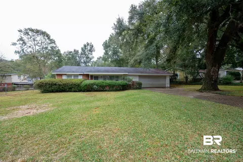 601 E Wesley Dr, Mobile, AL 36609 photo 3