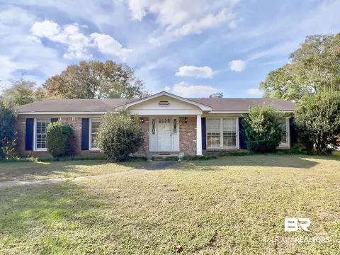 524 Hillcrest Rd, Mobile, AL 36608