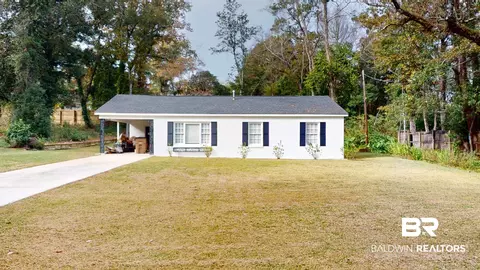407 Gulfwood Dr, Mobile, AL 36608