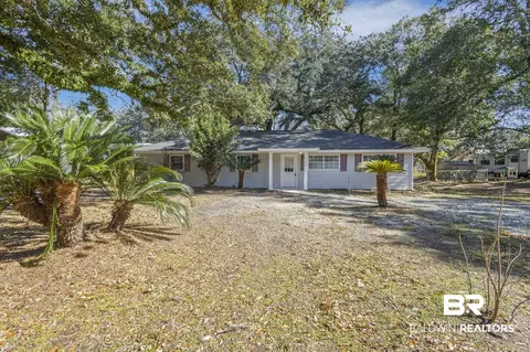 1516 Knob Hill Dr, Gulf Shores, AL 36542