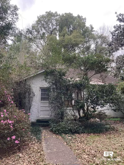 17501 County Road 52, Silverhill, AL 36576