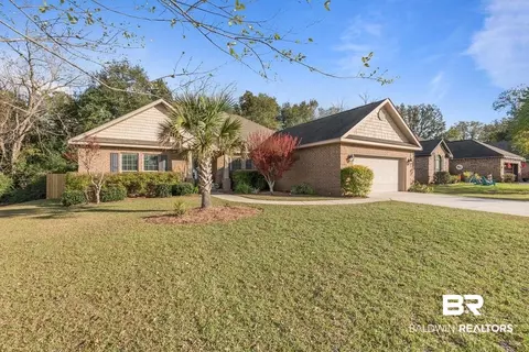 20764 Southwood St, Fairhope, AL 36532