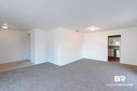 558 Marcus Dr, Mobile, AL 36609 photo 6