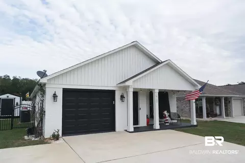 16127 Hoiles Ave, Silverhill, AL 36576