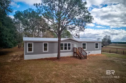 21318 Bohemian Hall Rd, Silverhill, AL 36576