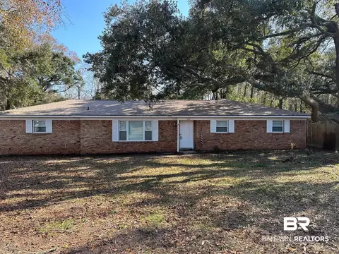 123 Thomas Dr, Saraland, AL 36571