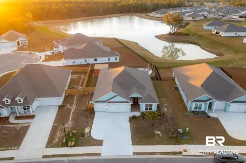 3854 Mercury Cir, Gulf Shores, AL 36542