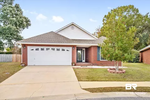 206 Spring Lake Dr, Fairhope, AL 36532