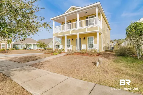 170 Athene St, Fairhope, AL 36532