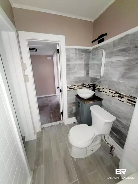 107 11th Ave, Chickasaw, AL 36611 photo 5