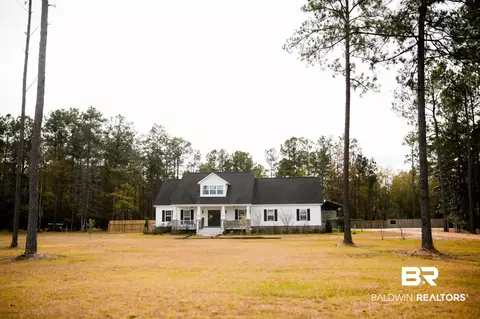 307 Deere Creek Rd, Atmore, AL 36502