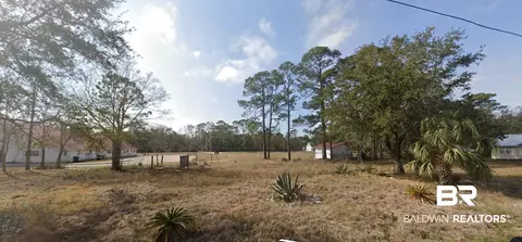 2257 Ridge Rd, Gulf Shores, AL 36542