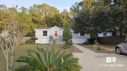 5518 Cinnamon Ln, Gulf Shores, AL 36542