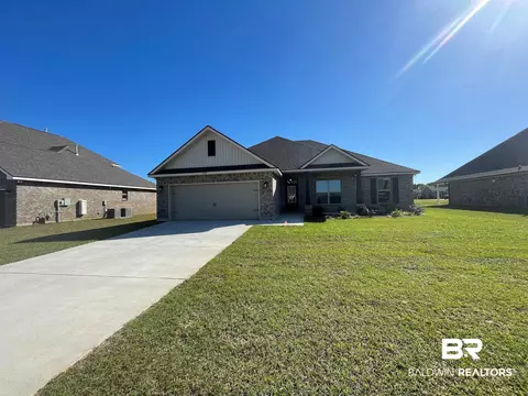 9977 Chipper Ln, Foley, AL 36535