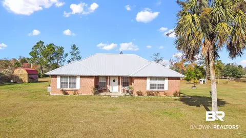 26759 Bruhn Rd, Elberta, AL 36530
