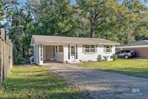 507 Gayfer Ave, Fairhope, AL 36532