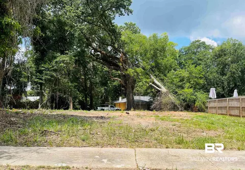 1620 W Zack Logan Ave, Mobile, AL 36609