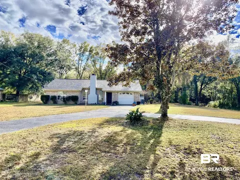 10539 Cub Ln, Foley, AL 36535
