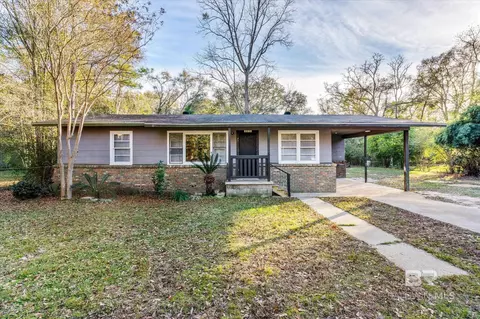403 Bayou Ave, Saraland, AL 36571