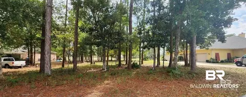 629 Wedgewood Dr, Gulf Shores, AL 36542