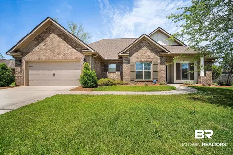 8785 Riverton Ct, Daphne, AL 36526