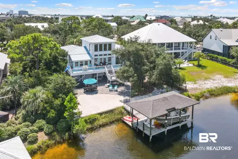 32667 Sandpiper Dr, Orange Beach, AL 36561