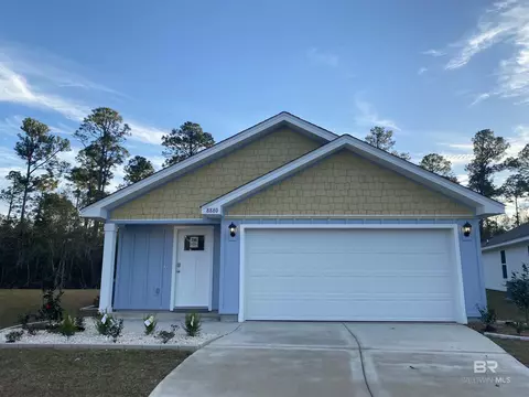 8880 Summer Bay Ln, Foley, AL 36535