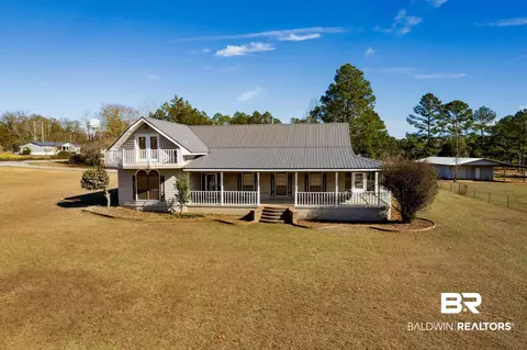 370 Catawba Ln, Brewton, AL 36426