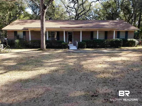 7774 Claremont Dr, Foley, AL 36535