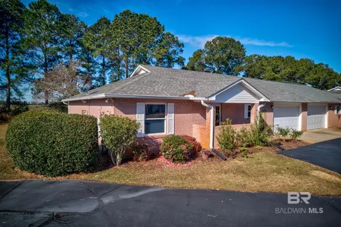 9589 Villas Dr, Foley, AL 36535