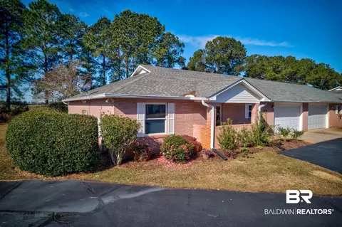 9589 Villas Dr, Foley, AL 36535