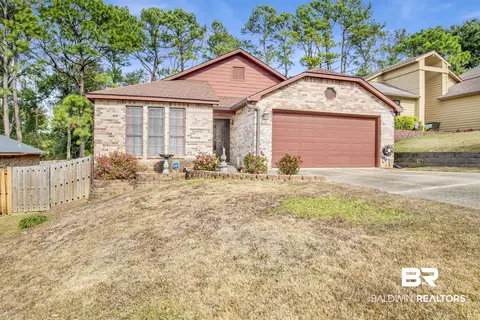 4 Parma Dr, Daphne, AL 36526 photo 2