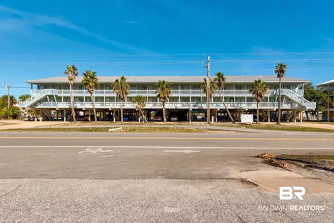 920 W Lagoon Ave #116, Gulf Shores, AL 36542