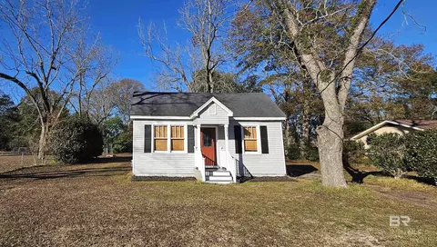 5604 Central Dr, Mobile, AL 36618 photo 1