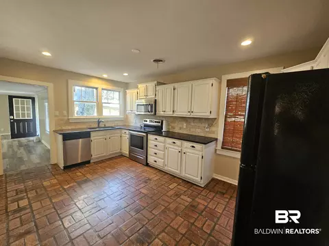5604 Central Dr, Mobile, AL 36618 photo 4