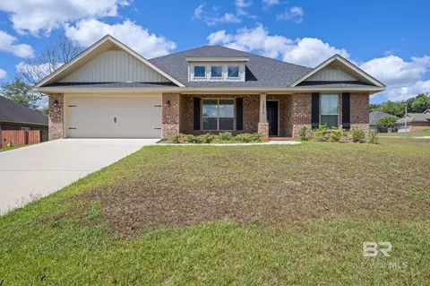 16474 Edgewater Cir, Loxley, AL 36551