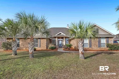 605 Parish Lakes Dr, Foley, AL 36535