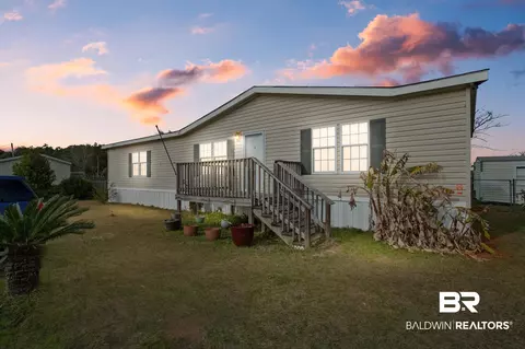 33045 Gilley Rd, Lillian, AL 36549