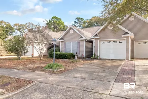767 Willow Springs Dr, Mobile, AL 36695