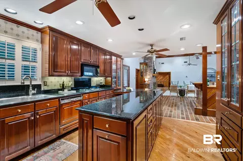 962 E Highpoint Dr, Mobile, AL 36693 photo 10