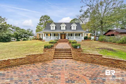 962 E Highpoint Dr, Mobile, AL 36693