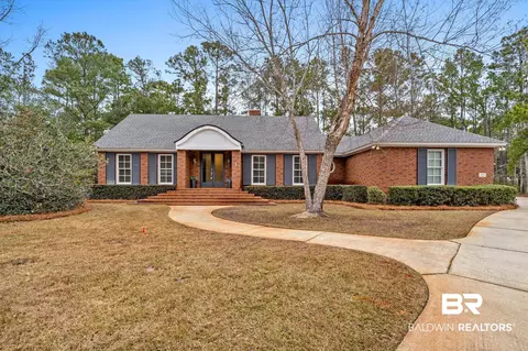 760 Bear Creek Cv, Gulf Shores, AL 36542