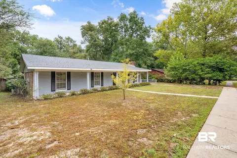 5620 Erhard Dr, Mobile, AL 36618 photo 2